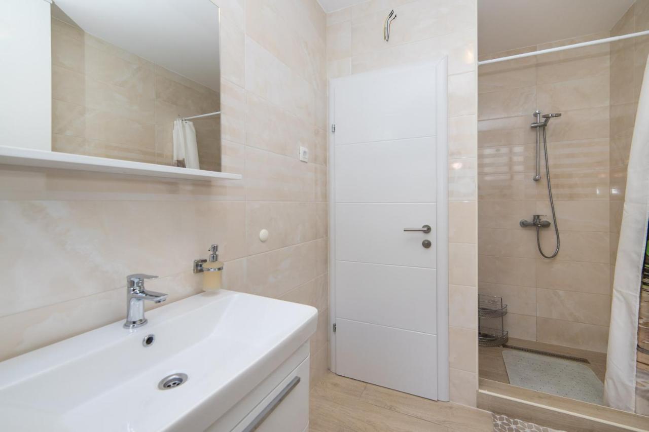 Apartments Crystal ماكارسكا المظهر الخارجي الصورة