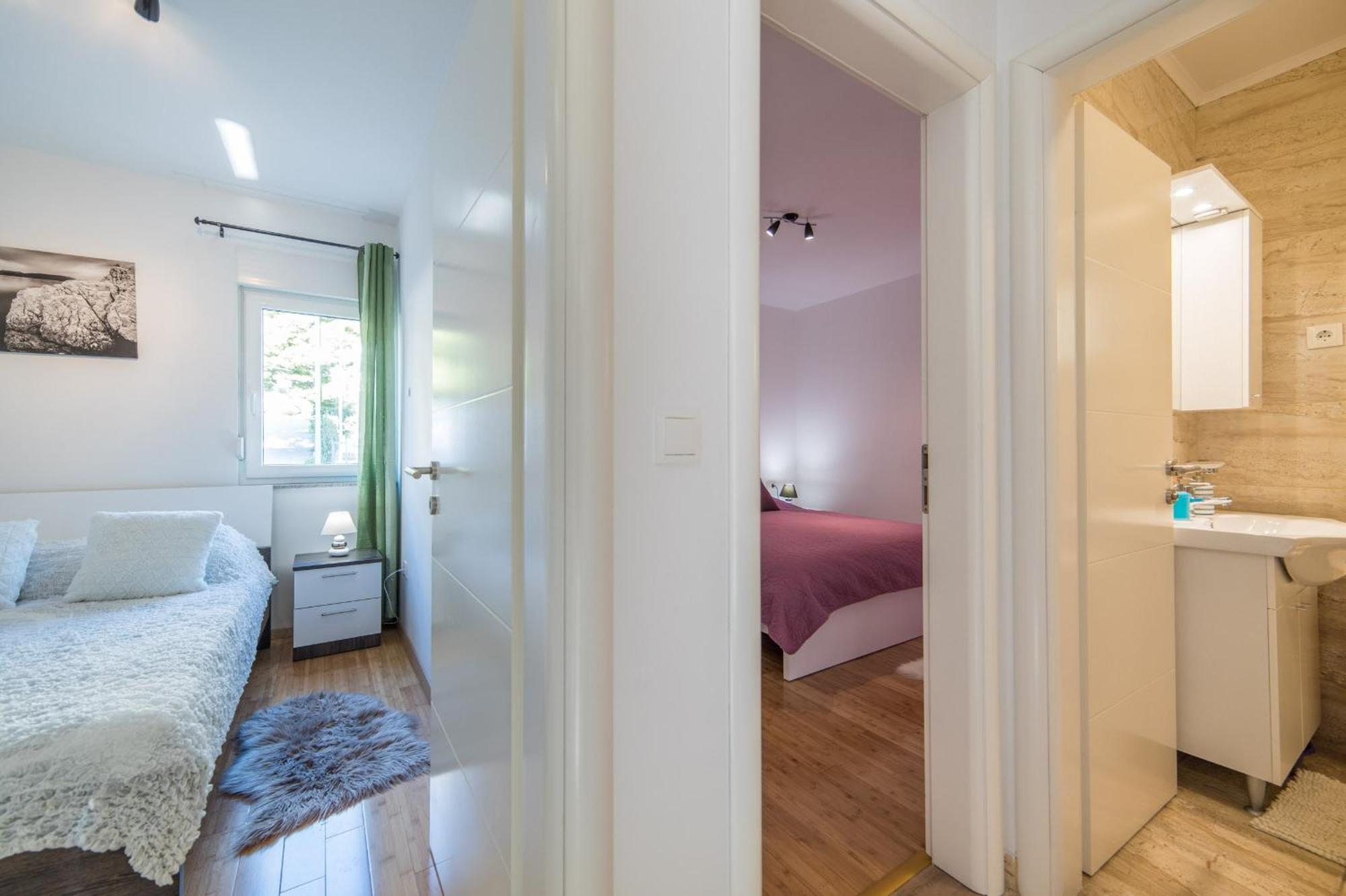 Apartments Crystal ماكارسكا الغرفة الصورة
