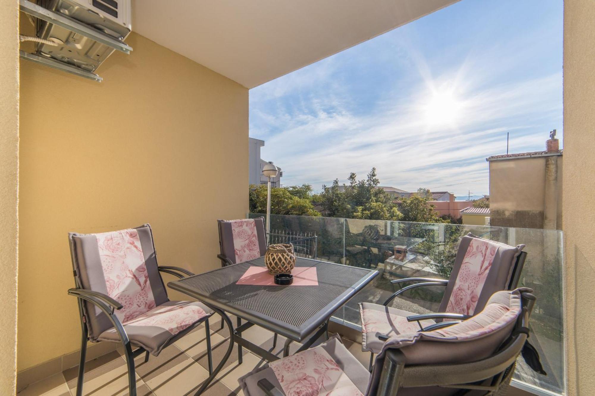 Apartments Crystal ماكارسكا الغرفة الصورة