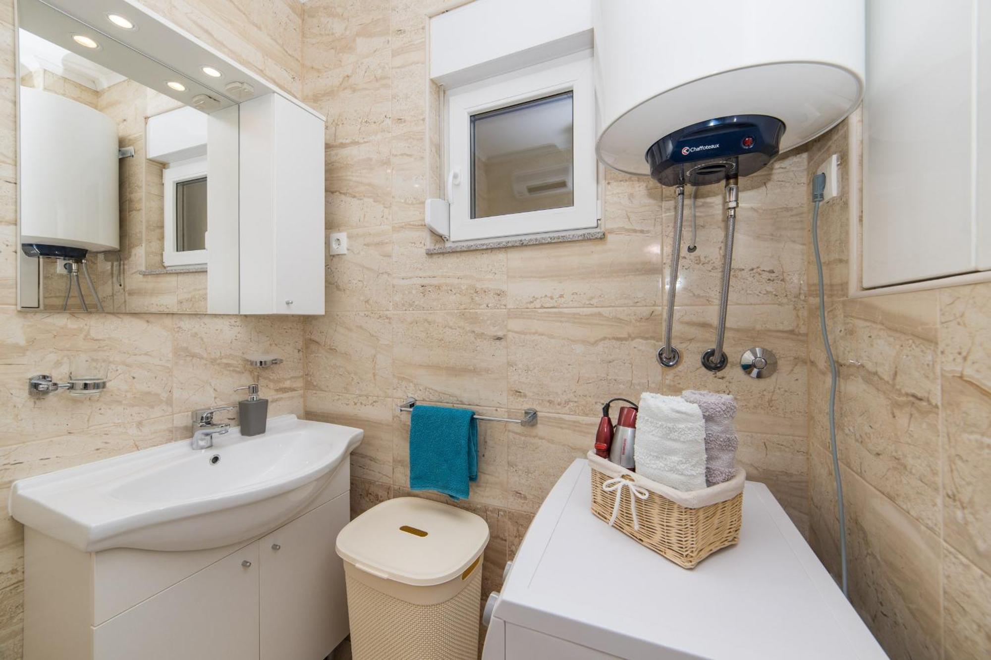 Apartments Crystal ماكارسكا الغرفة الصورة
