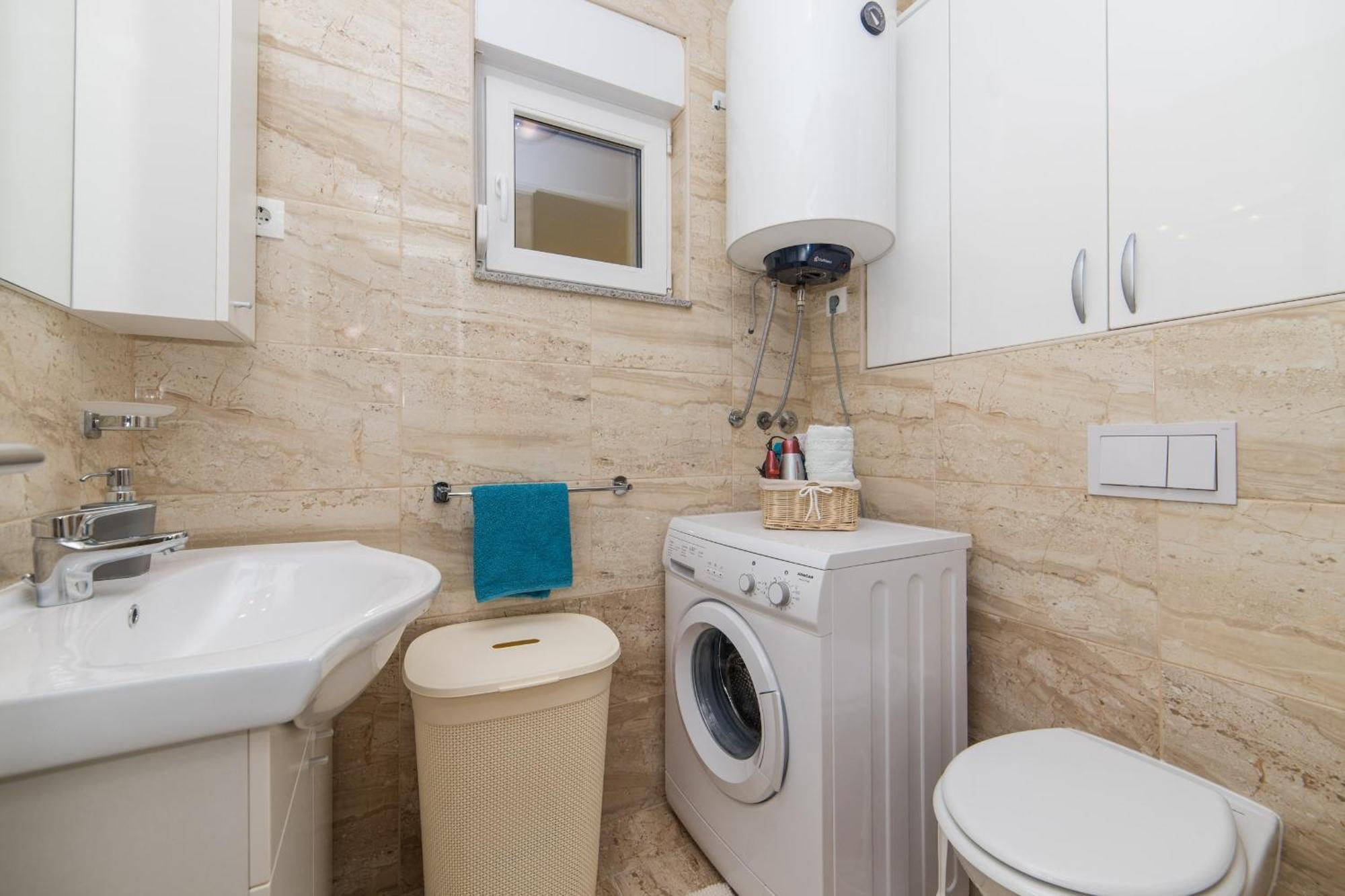 Apartments Crystal ماكارسكا الغرفة الصورة